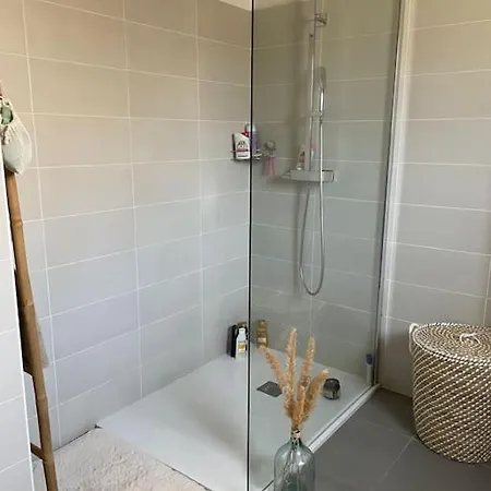 شقة T2 Avec Jardin *